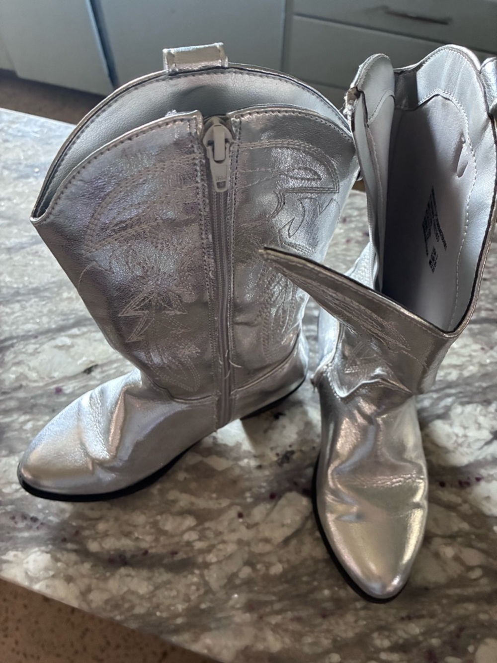 Metallic Silver GirlsWestern Boots